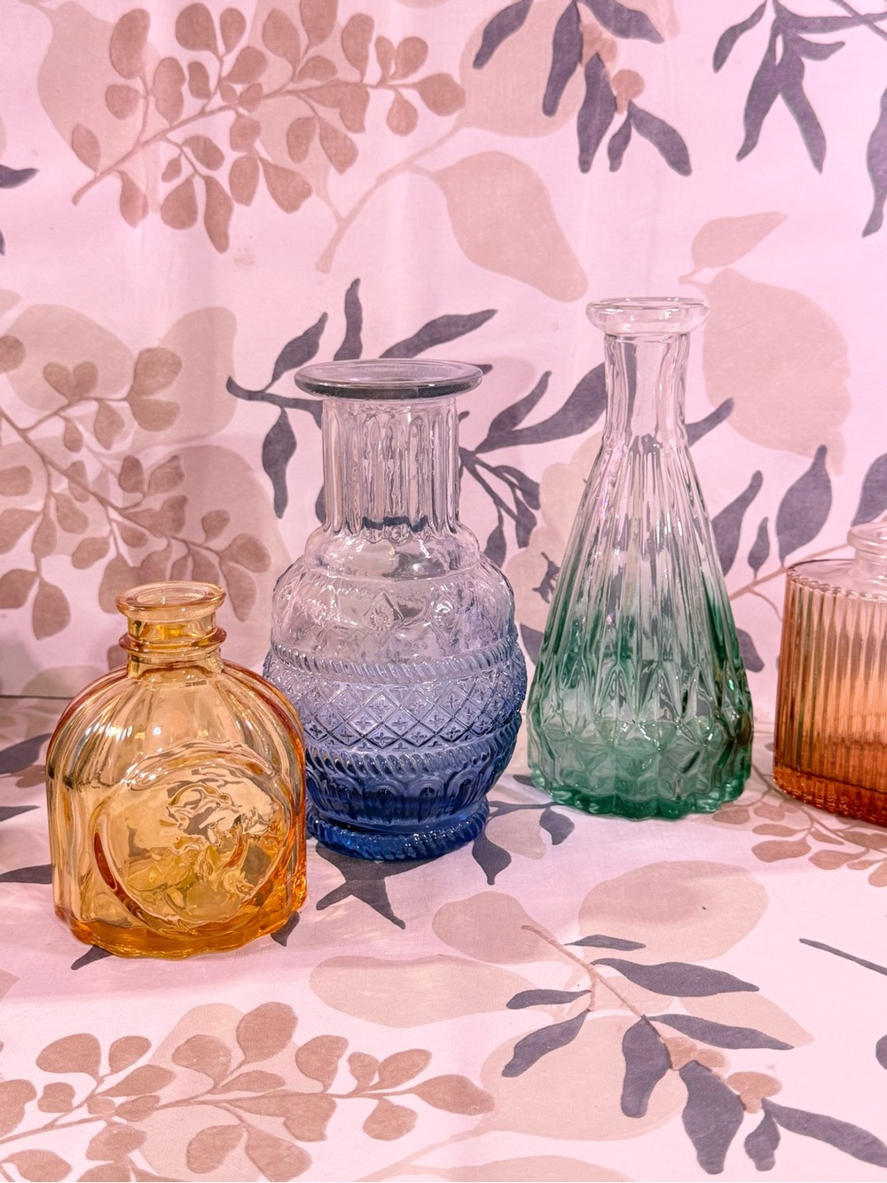Mini vases 5 piece set-NWOT - Picture 2 of 5